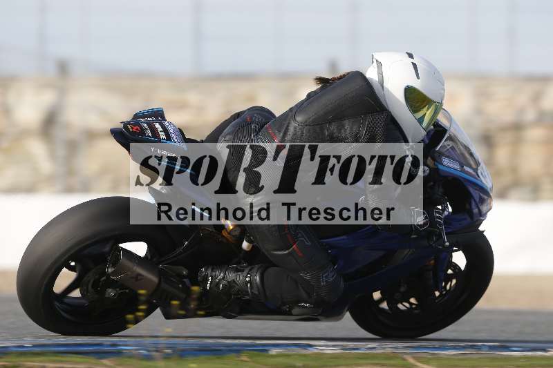 /Archiv-2024/01 26.-28.01.2024 Moto Center Thun Jerez/Gruppe gruen-green/backside